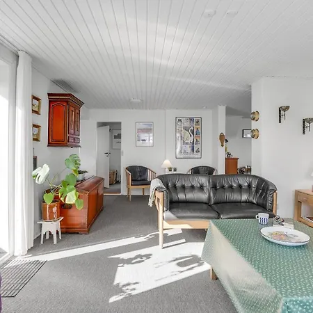 3 Bedroom Stunning In Ferienhaus
