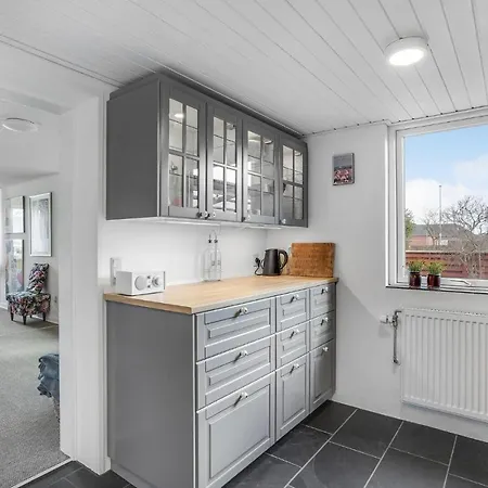 3 Bedroom Stunning In Ferienhaus *