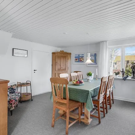 3 Bedroom Stunning In Ferienhaus Ålbæk